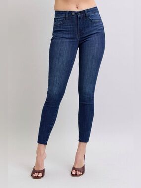 Judy Blue High Rise Stretch Skinny Jeans In Dark Wash With Raw Hem Size 14W